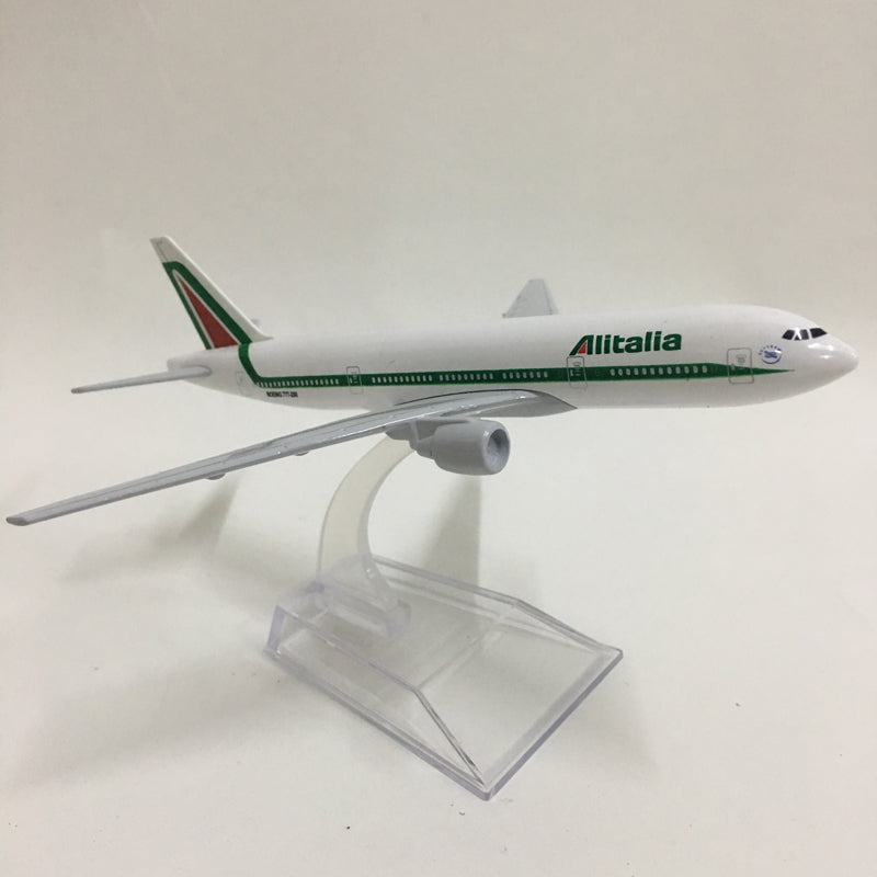 Alitalia Boeing 777 Plane Model Airplane Model Airplanes Aircraft AV8R